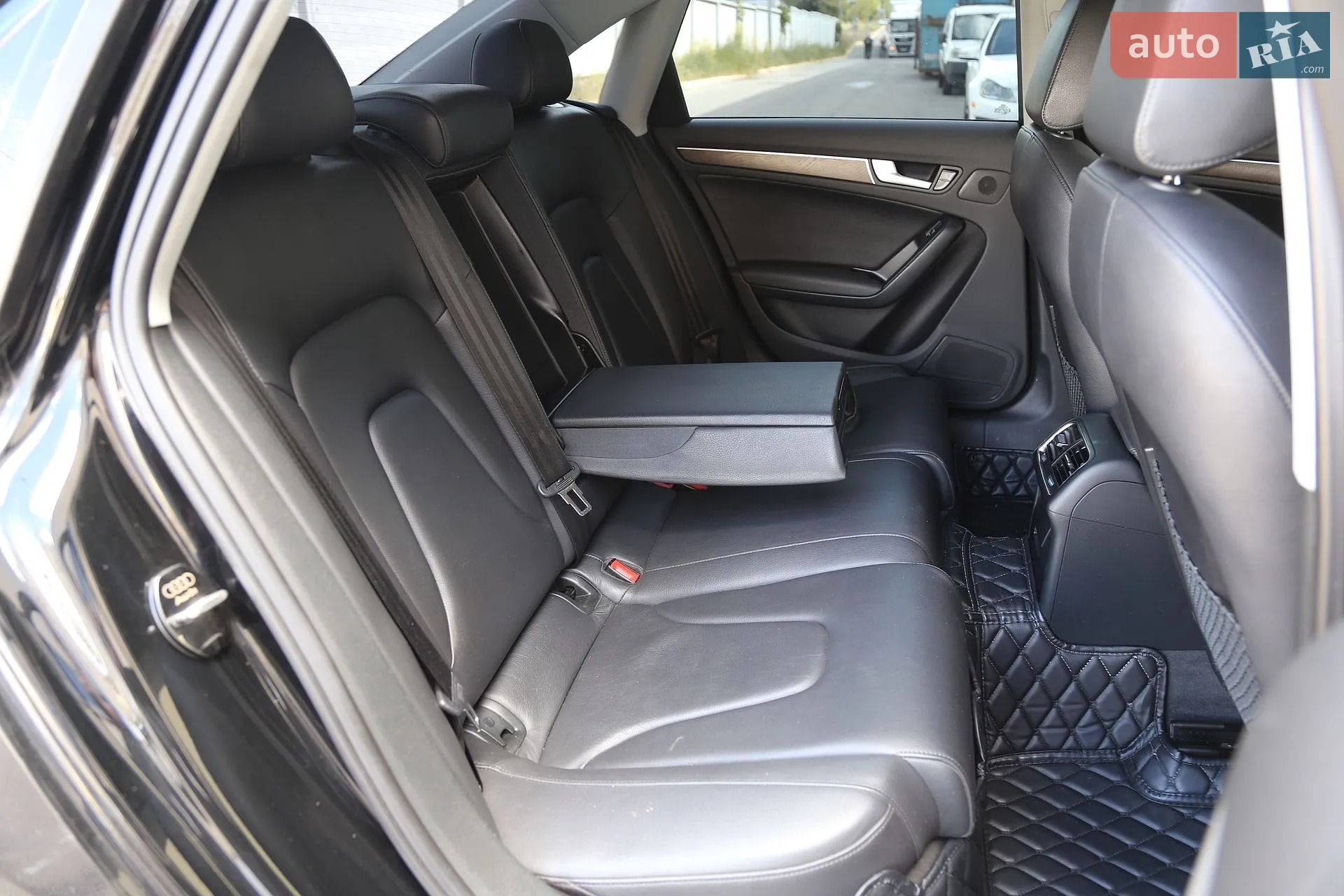 2013 Audi A4 - мініатюра 11