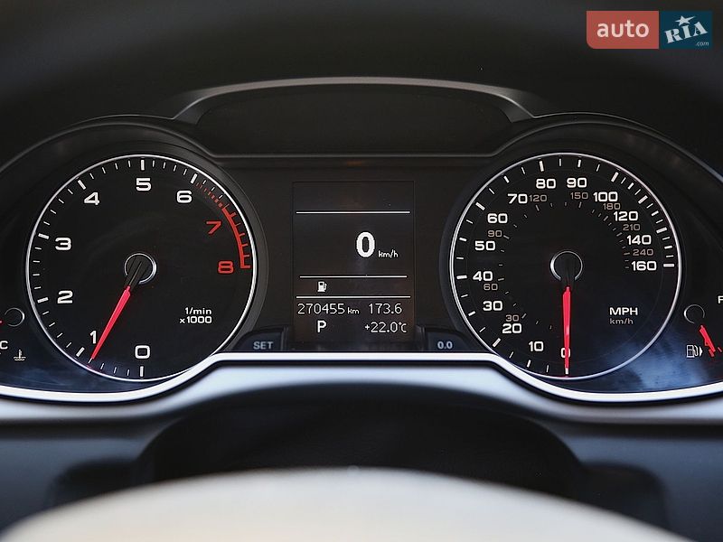 Седан Audi A4 2013 в Киеве