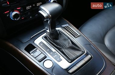 Седан Audi A4 2013 в Киеве