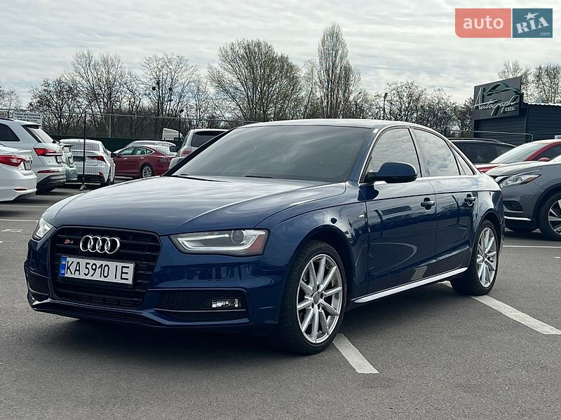 Седан Audi A4 2015 в Днепре