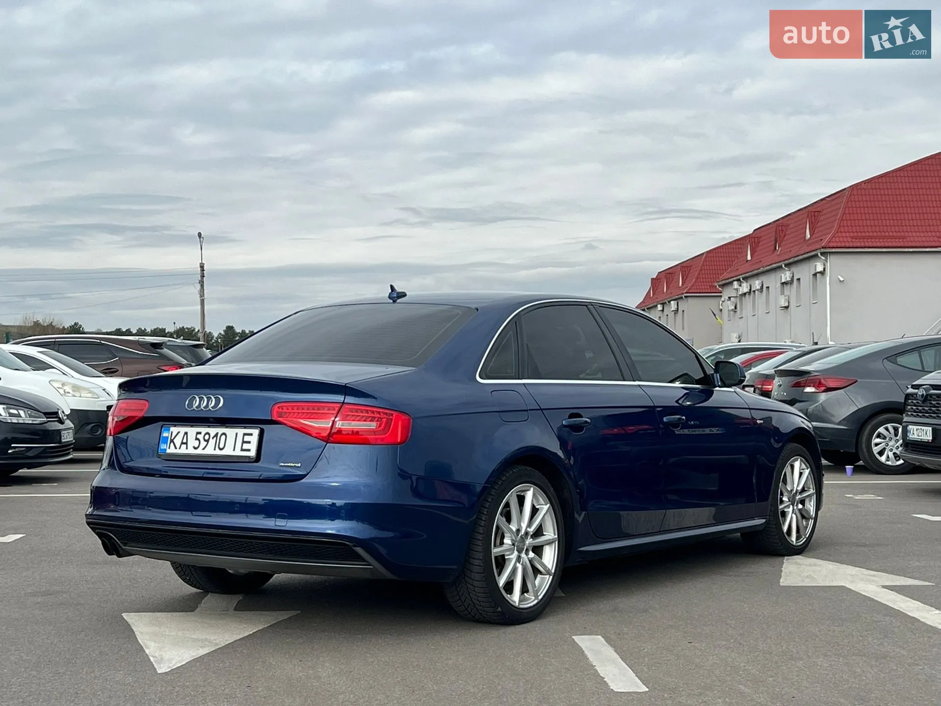 Audi A4 2015 VIN WAUFFAFL2FN036166 фото оголошення 7 з 10