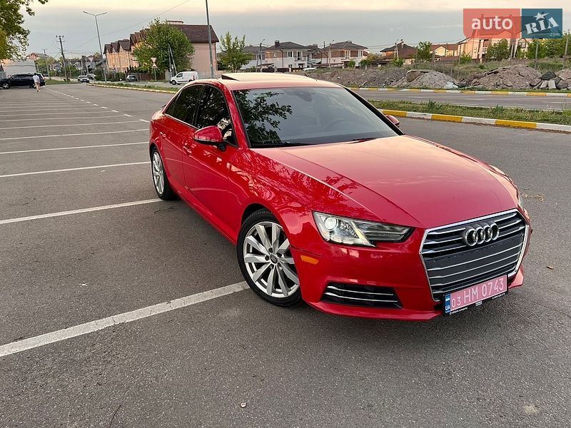 Седан Audi A4 2017 в Киеве