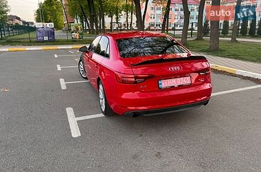 Седан Audi A4 2017 в Киеве