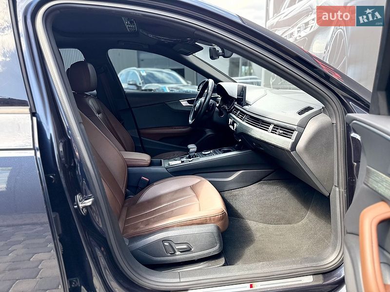 Седан Audi A4 2018 в Львові