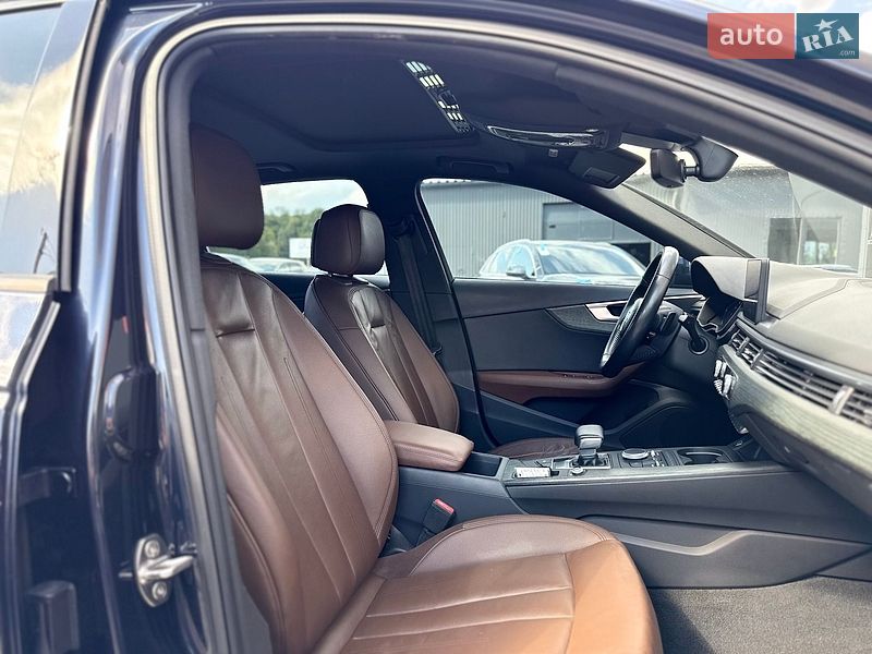 Седан Audi A4 2018 в Львові