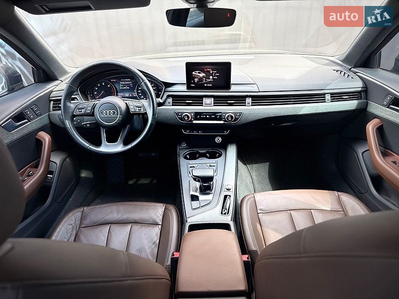 Седан Audi A4 2018 в Львові