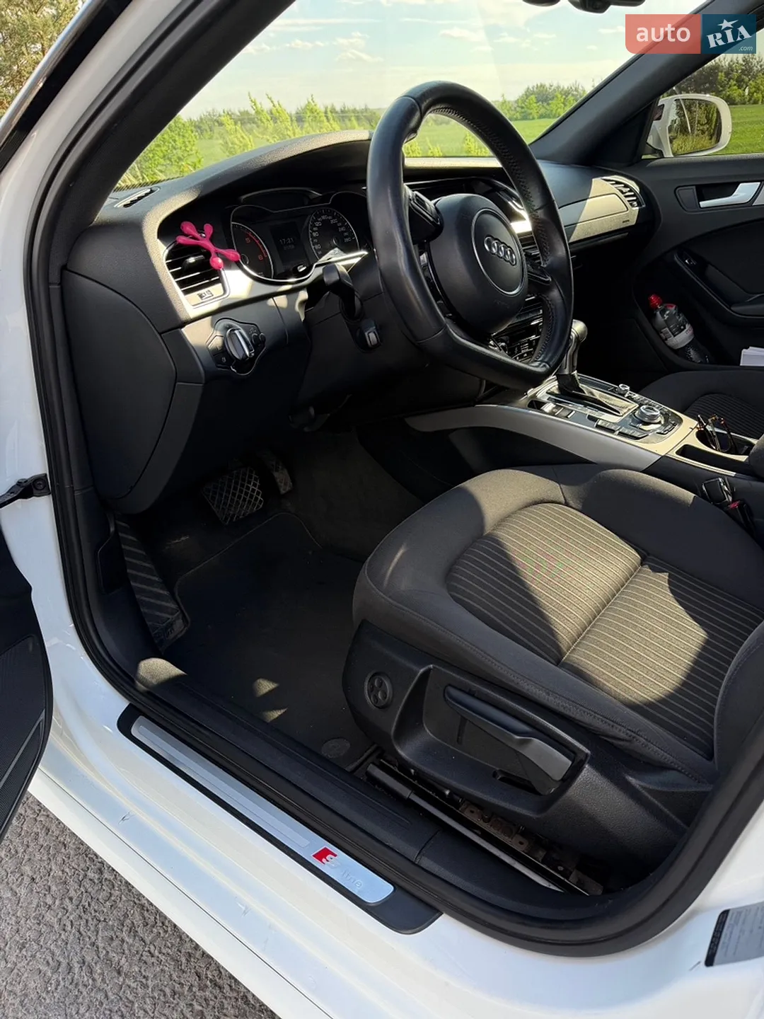 2014 Audi A4 - мініатюра 16