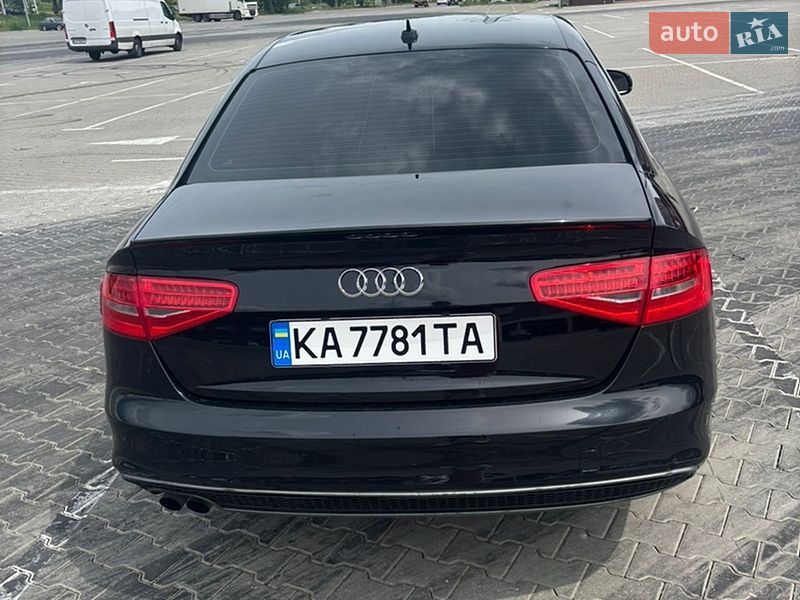 Седан Audi A4 2013 в Києві