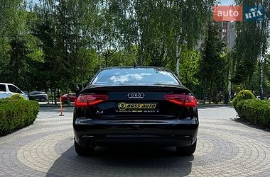 Седан Audi A4 2013 в Львові