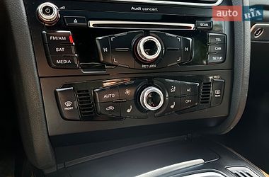 Седан Audi A4 2013 в Львові