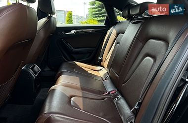 Седан Audi A4 2013 в Львові