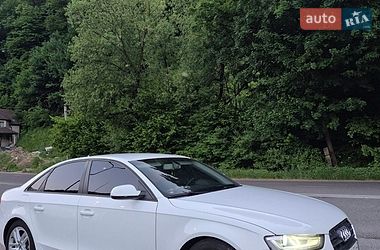 Седан Audi A4 2013 в Рахові