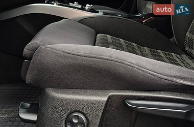 Седан Audi A4 2013 в Рахові