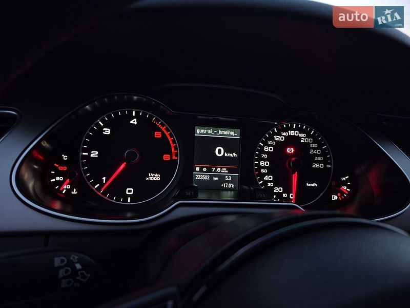 Седан Audi A4 2013 в Рахові