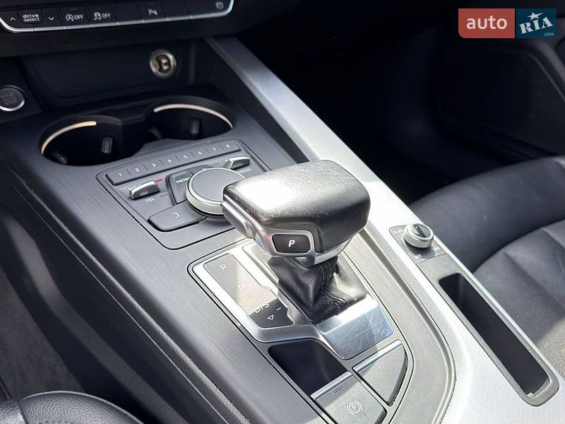 Седан Audi A4 2016 в Луцьку