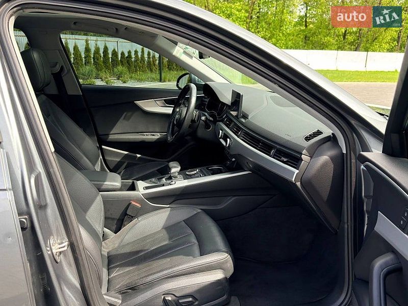 Седан Audi A4 2016 в Луцьку