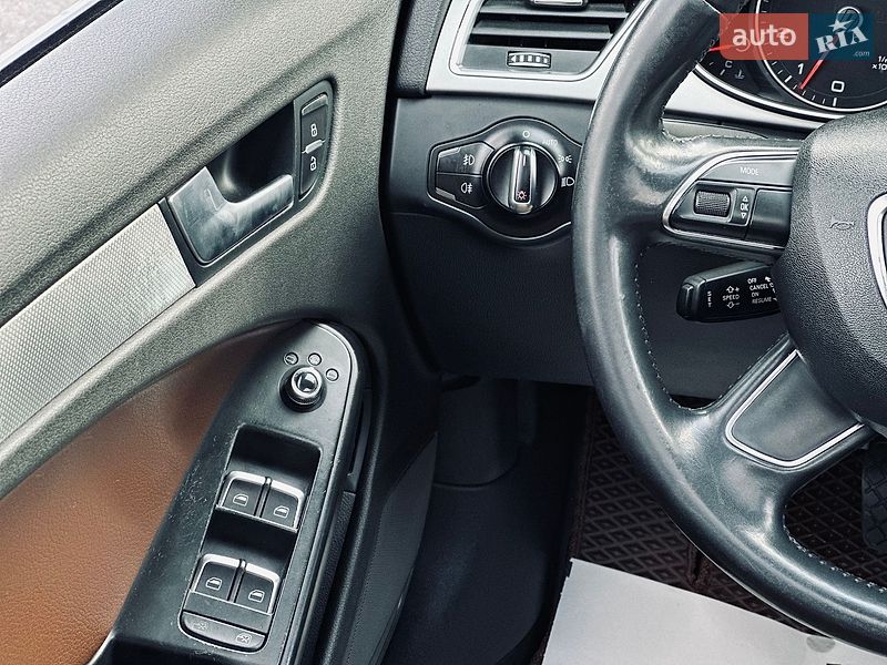 Седан Audi A4 2014 в Кременчуге