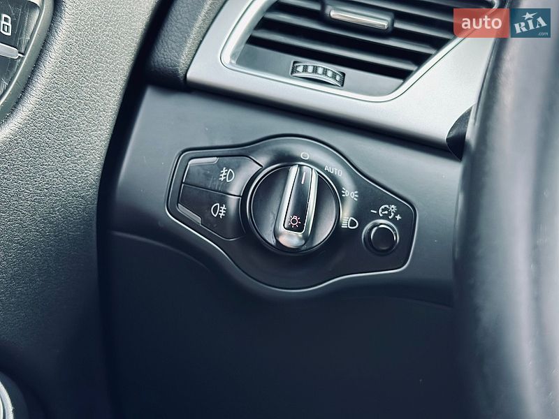 Седан Audi A4 2014 в Кременчуге