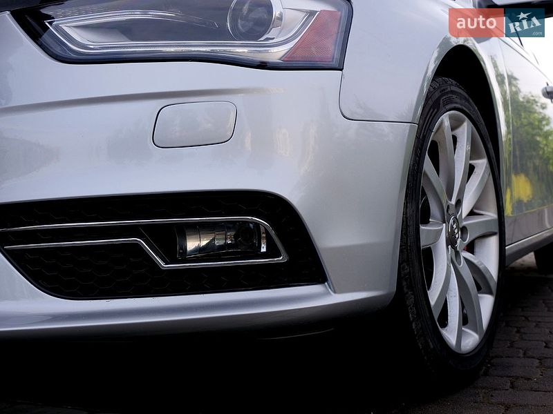 Седан Audi A4 2012 в Івано-Франківську