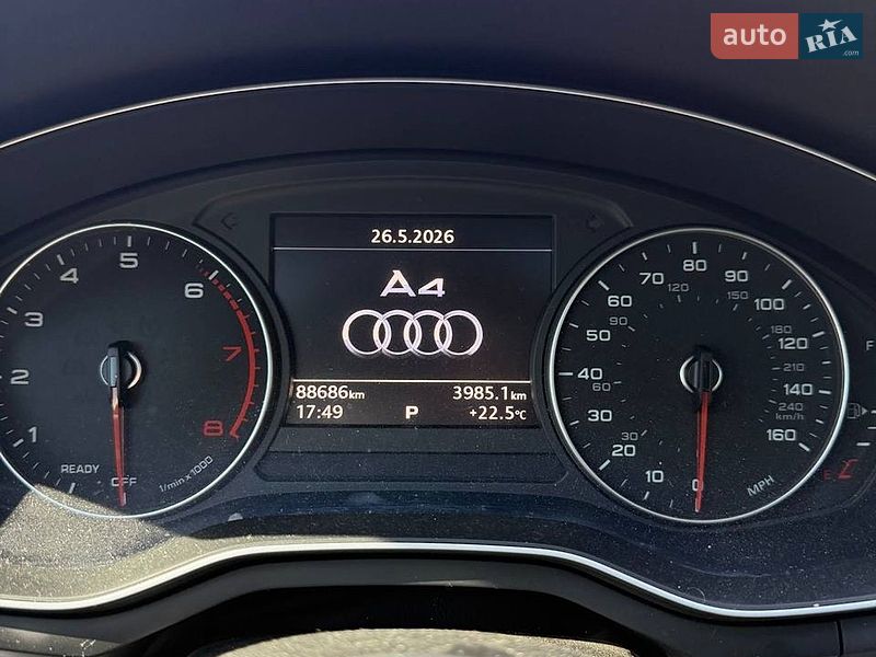 Седан Audi A4 2017 в Львове