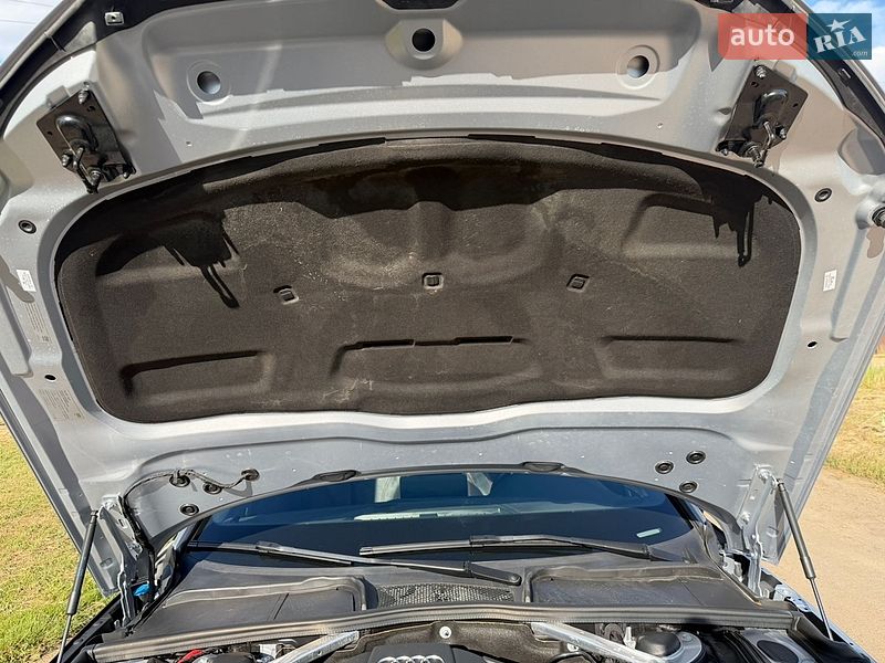 Седан Audi A4 2019 в Одессе