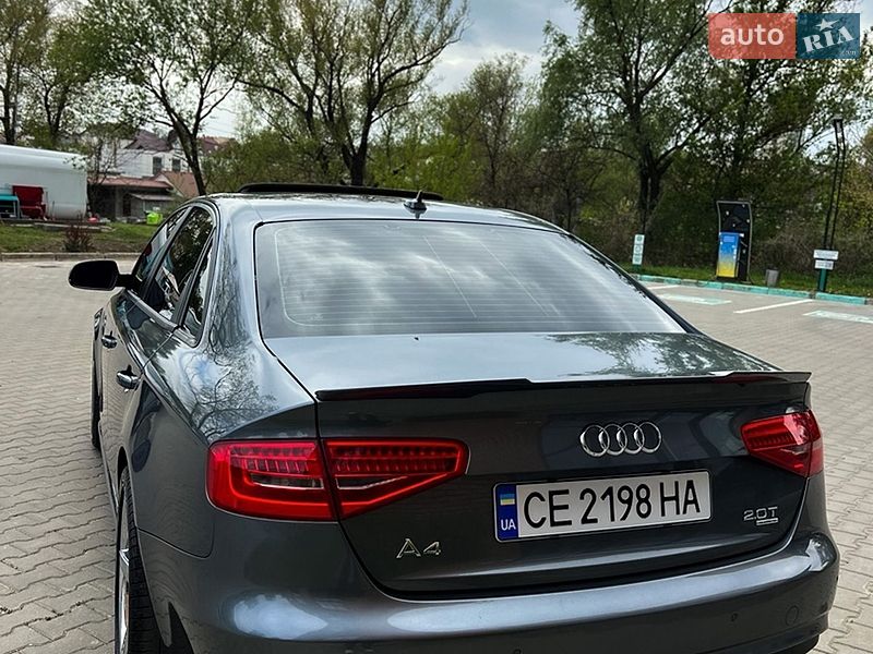 Седан Audi A4 2012 в Черновцах