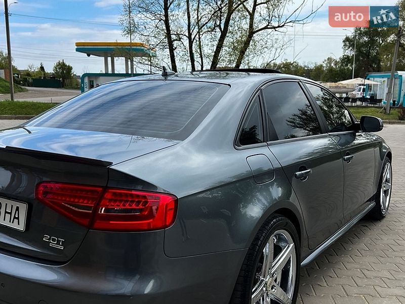 Седан Audi A4 2012 в Черновцах