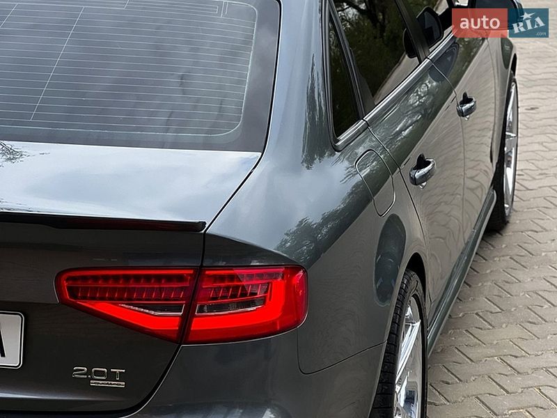 Седан Audi A4 2012 в Черновцах