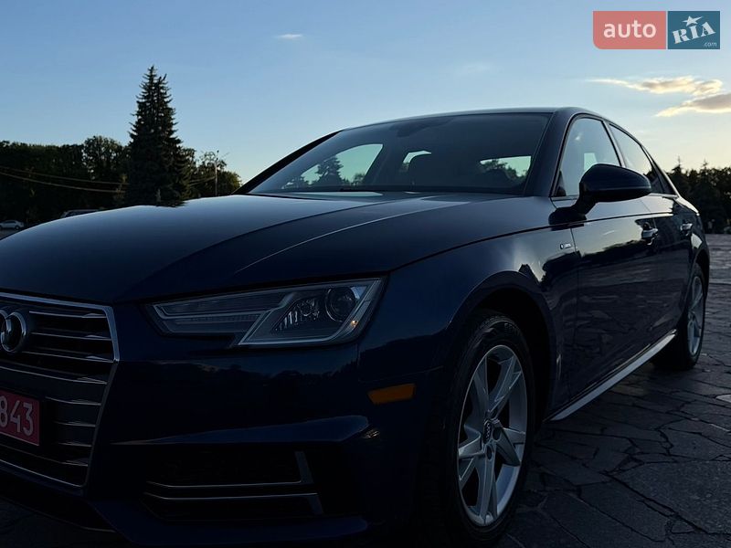 Седан Audi A4 2018 в Кременчуці