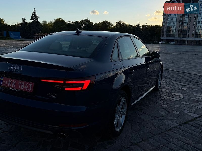 Седан Audi A4 2018 в Кременчуці