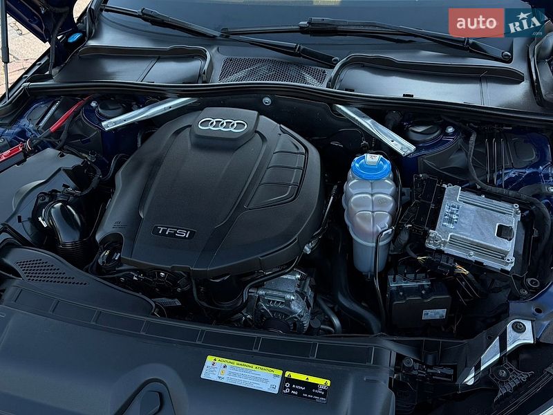 Седан Audi A4 2018 в Кременчуці