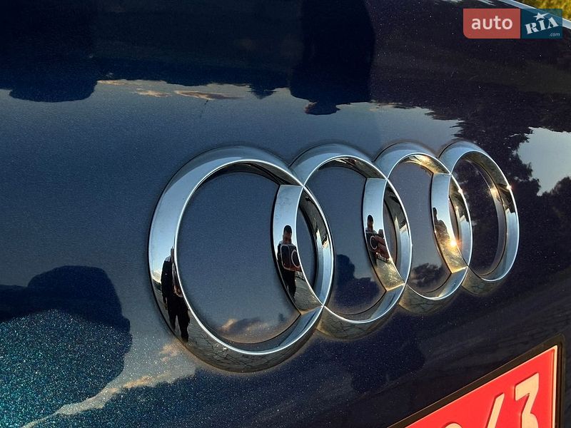 Седан Audi A4 2018 в Кременчуці
