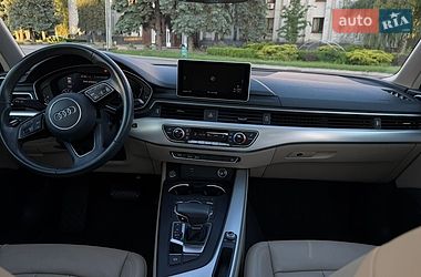 Седан Audi A4 2018 в Кременчуці