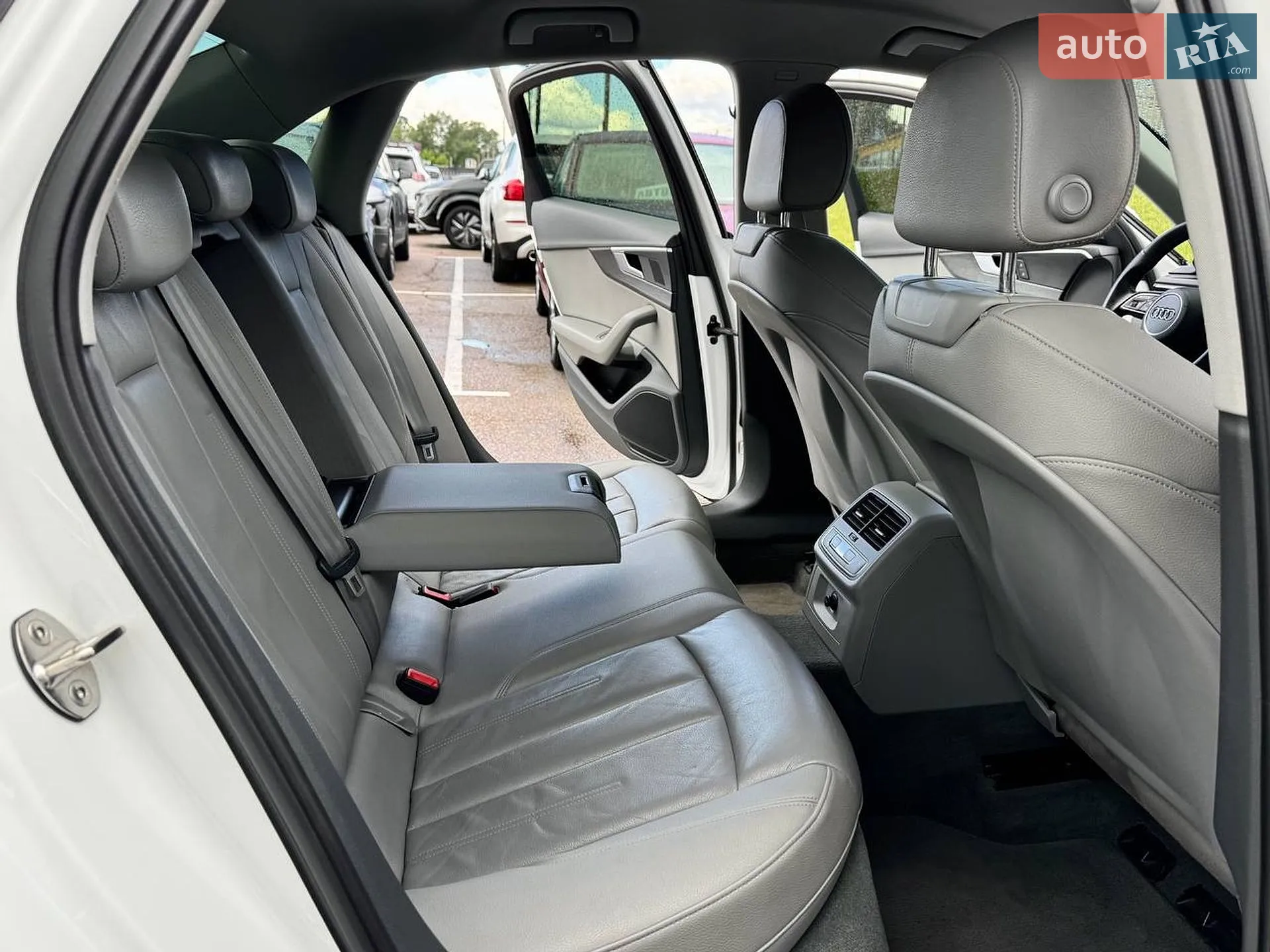 2015 Audi A4 - мініатюра 25