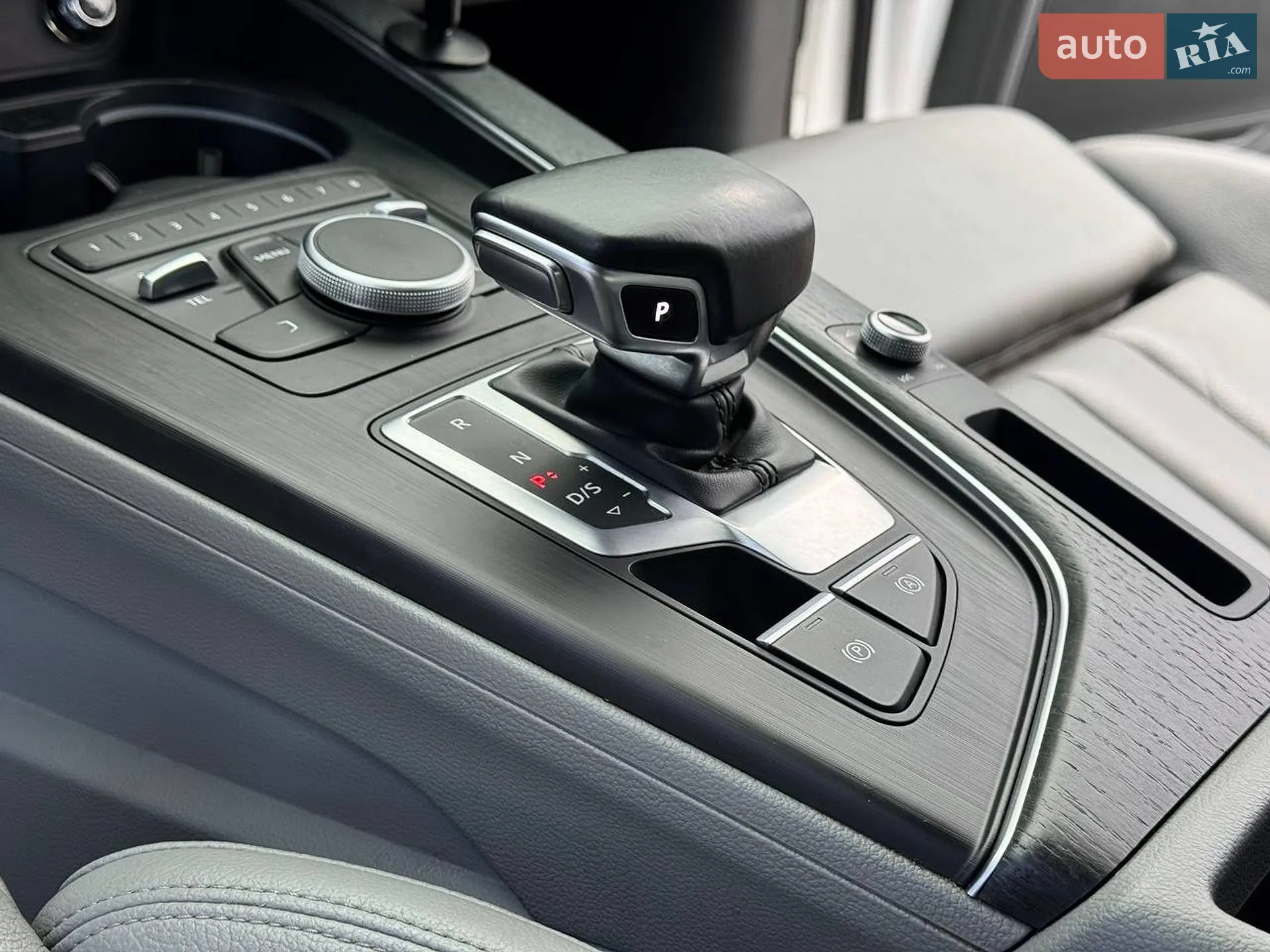 2015 Audi A4 - мініатюра 33