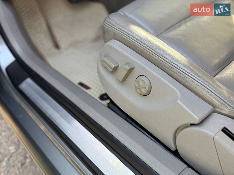 Седан Audi A4 2006 в Балті