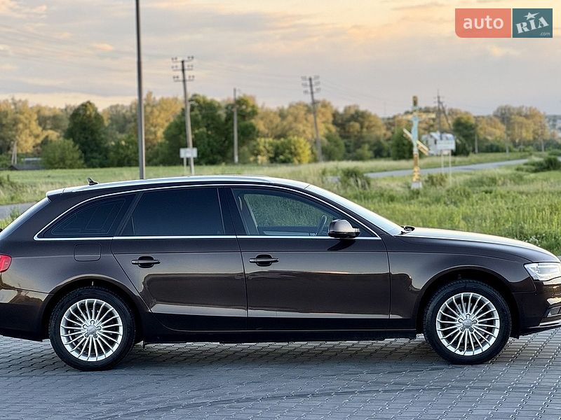 Універсал Audi A4 2015 в Чернівцях