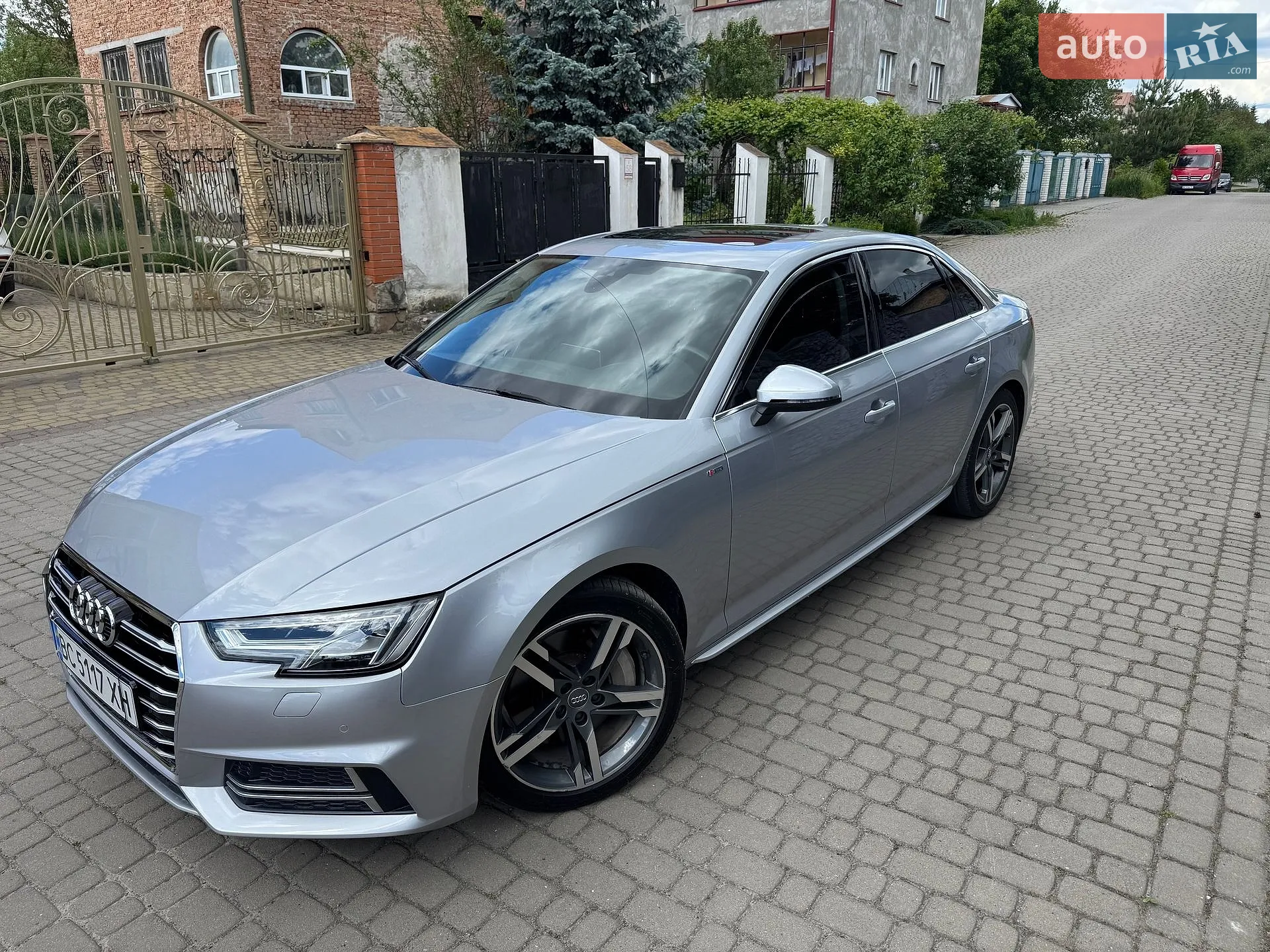 2017 Audi A4 - фото 1