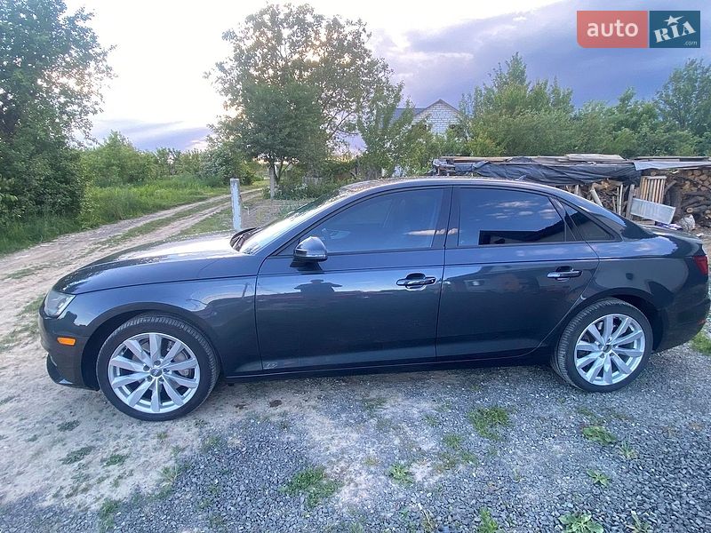 Седан Audi A4 2016 в Луцке