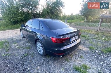 Седан Audi A4 2016 в Луцке