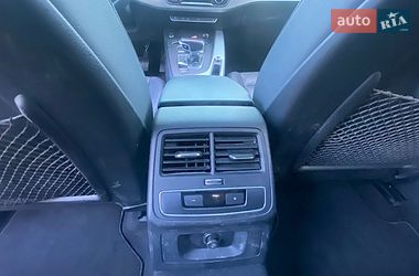 Седан Audi A4 2016 в Луцке