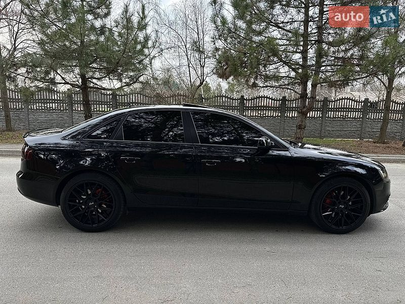 Седан Audi A4 2013 в Дніпрі