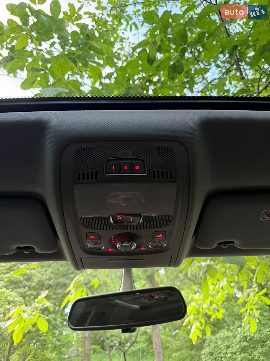 2015 Audi A4 - мініатюра 20