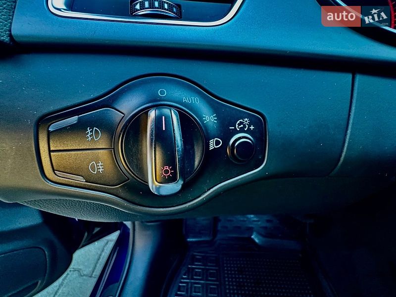 Седан Audi A4 2012 в Владимире