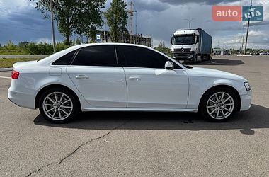 Седан Audi A4 2013 в Луцке