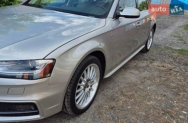 Седан Audi A4 2013 в Киеве