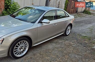 Седан Audi A4 2013 в Киеве