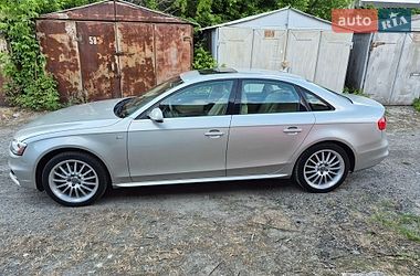 Седан Audi A4 2013 в Киеве