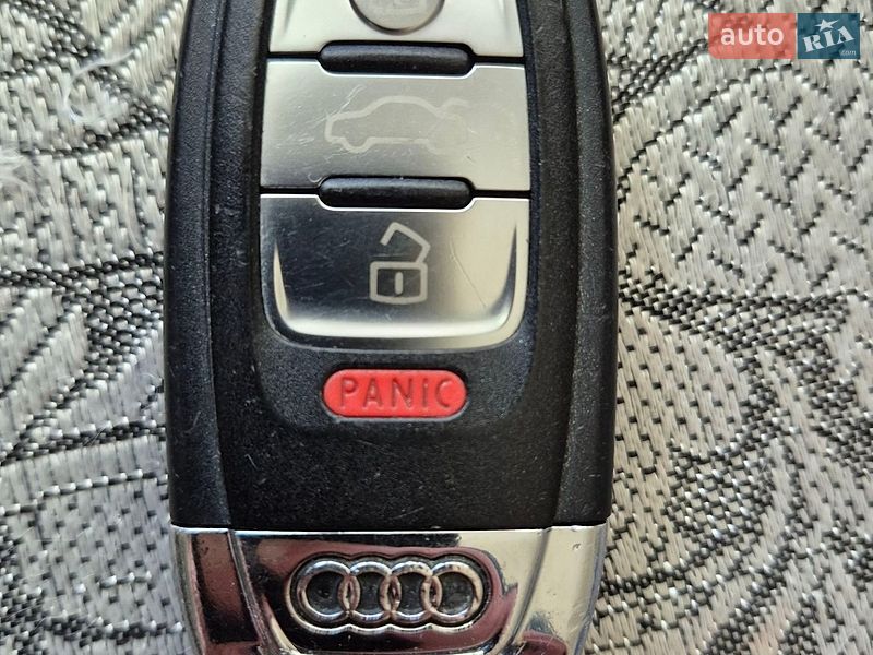Седан Audi A4 2013 в Киеве