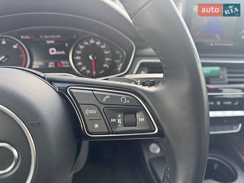 Седан Audi A4 2019 в Киеве